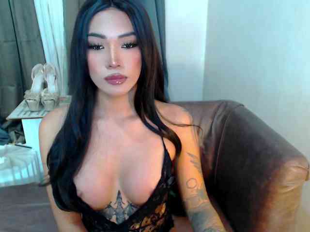 xqueenyunis