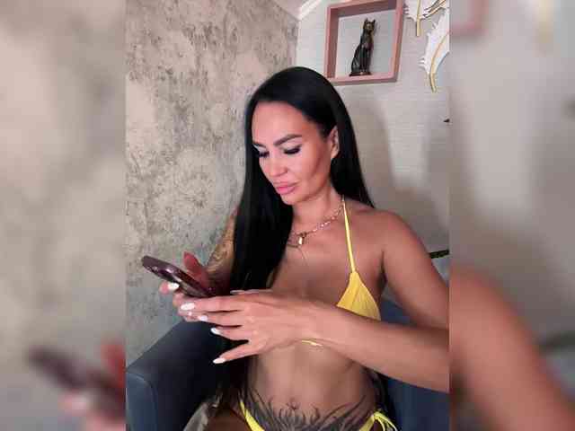 Beloved Live Webcam on BongaCams