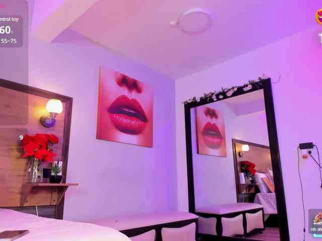 EmmaBaker webcam