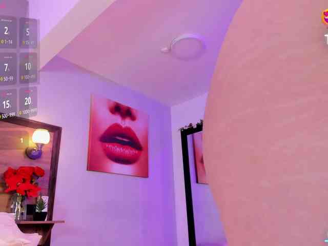 EmmaBaker webcam
