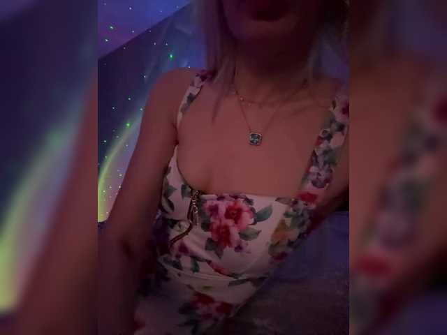 Cosmos13131's BongaCams show and profile