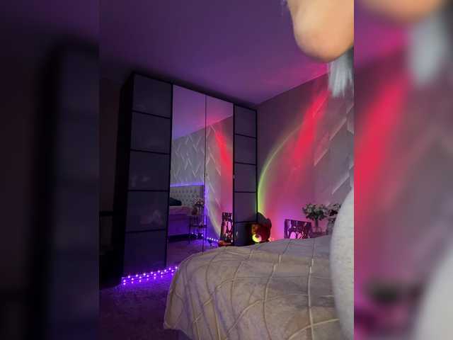 Cosmos13131's BongaCams show and profile