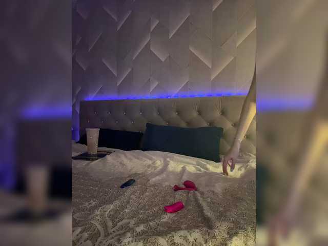 Cosmos13131's BongaCams show and profile