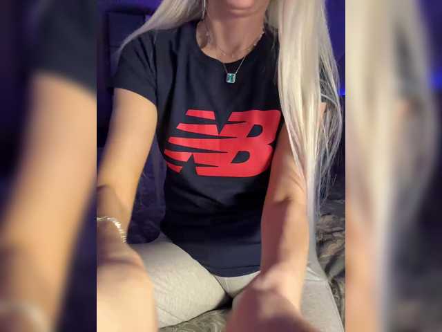 Cosmos13131's BongaCams show and profile