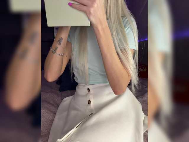 Cosmos13131's BongaCams show and profile