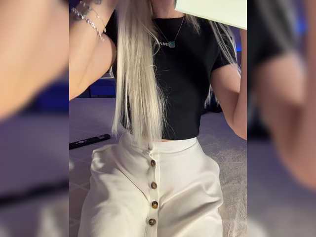 Cosmos13131's BongaCams show and profile