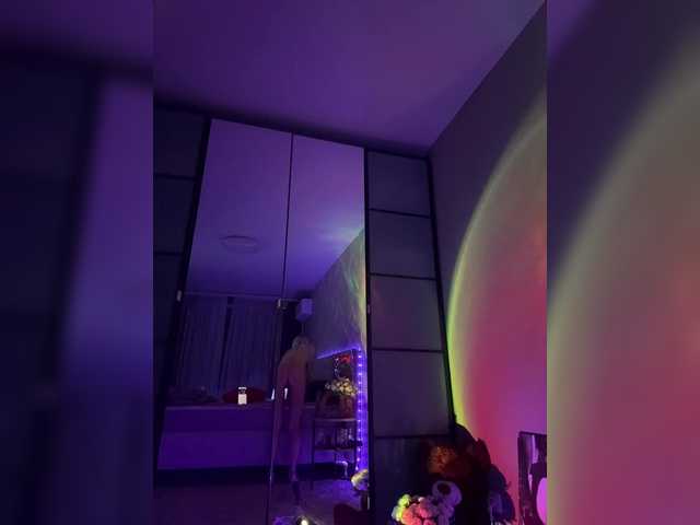 Cosmos13131's BongaCams show and profile