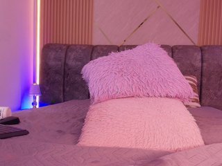 naia-blesed Porn Show