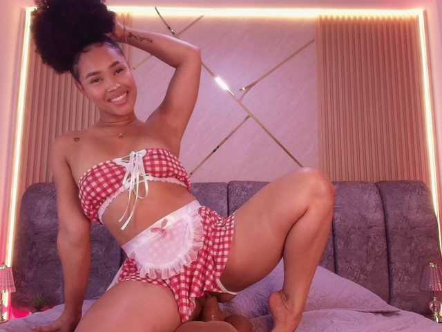 naia-blesed's BongaCams show and profile