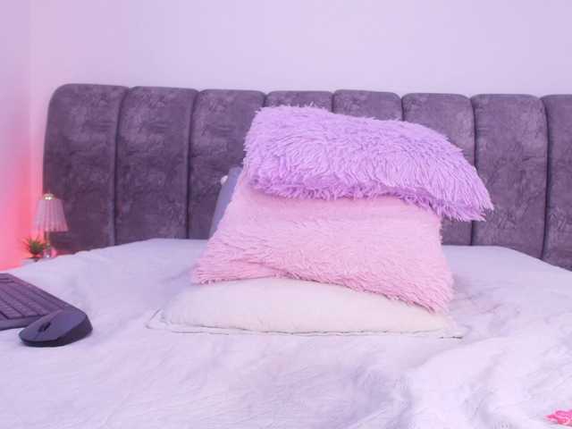 naia-blesed's BongaCams show and profile