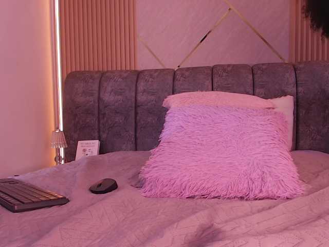 naia-blesed's BongaCams show and profile