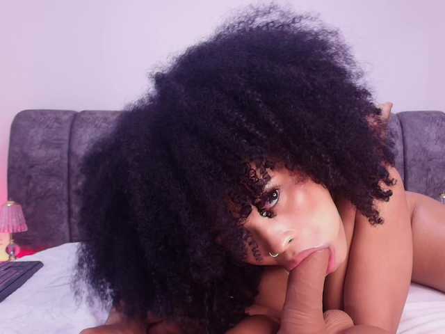 naia-blesed's BongaCams show and profile