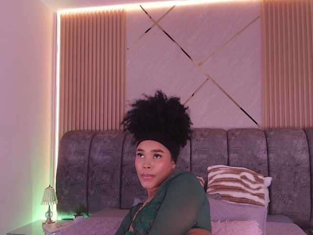 naia-blesed's BongaCams show and profile