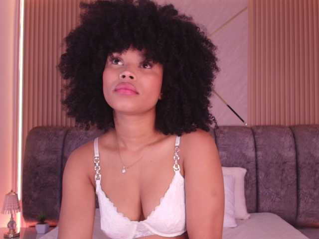 naia-blesed's BongaCams show and profile