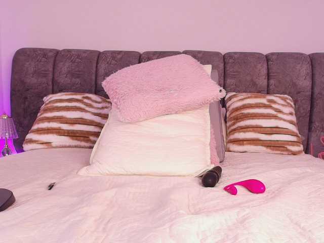  naia-blesed chat room