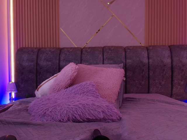 naia-blesed's BongaCams show and profile