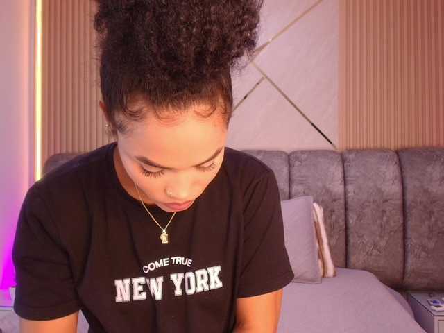 naia-blesed's BongaCams show and profile