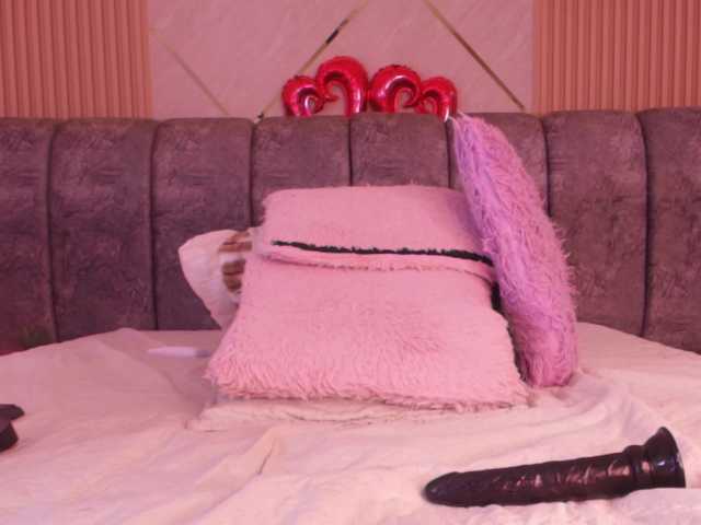 naia-blesed's BongaCams show and profile