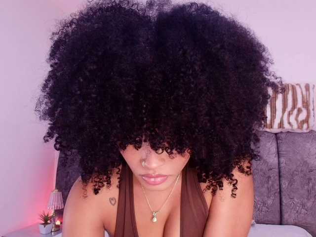 naia-blesed's BongaCams show and profile