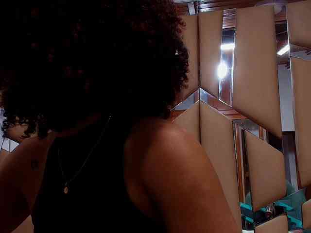 naia-blesed webcam