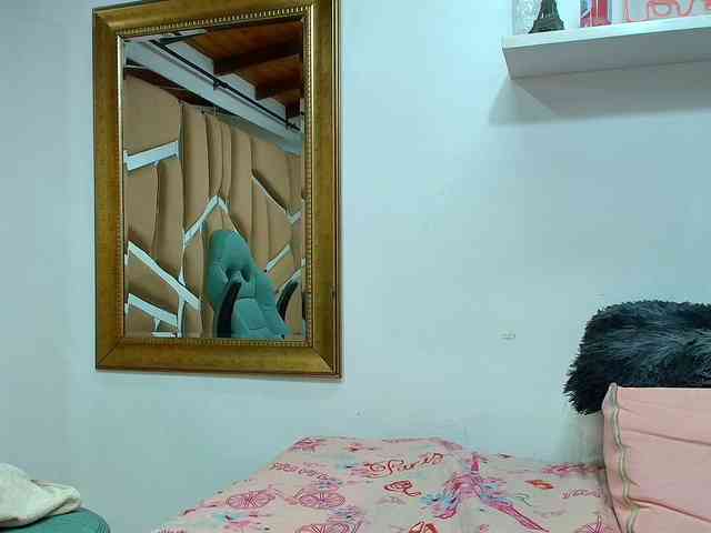 naia-blesed webcam