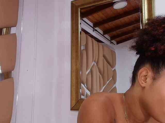 naia-blesed webcam