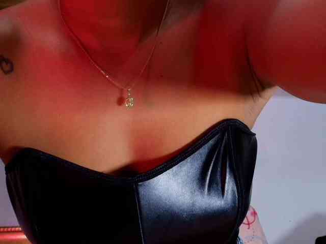 naia-blesed Live Webcam on BongaCams