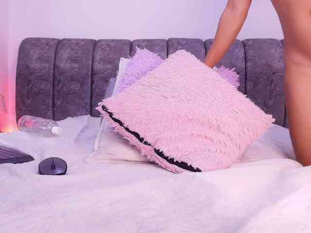 naia-blesed naia-blesed