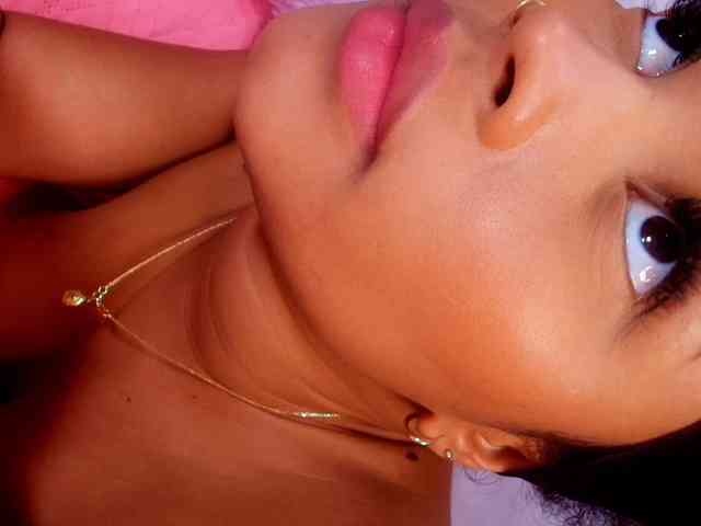naia-blesed webcam