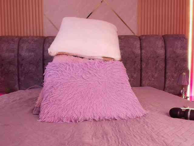 naia-blesed naia-blesed