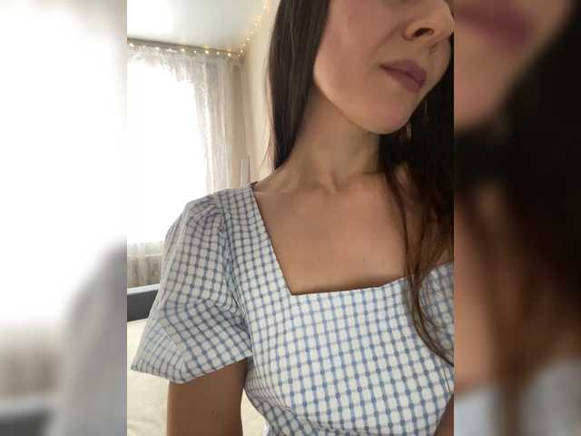 Iris-289's BongaCams show and profile