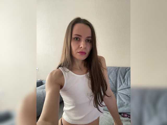 Iris-289's BongaCams show and profile
