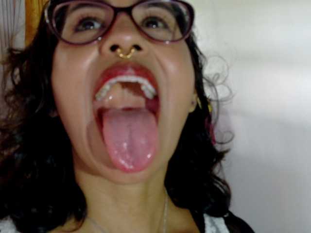 cataleya35's BongaCams show and profile