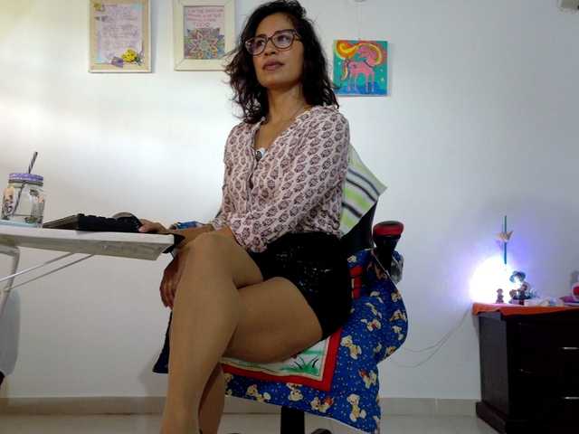 cataleya35's BongaCams show and profile