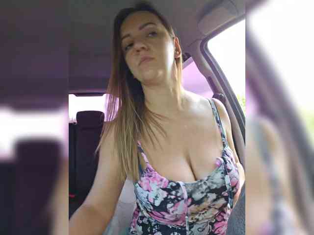 MilaSavory webcam