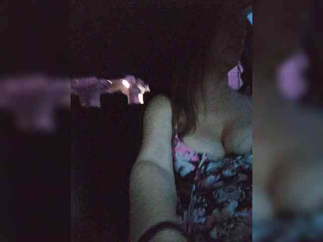 MilaSavory webcam