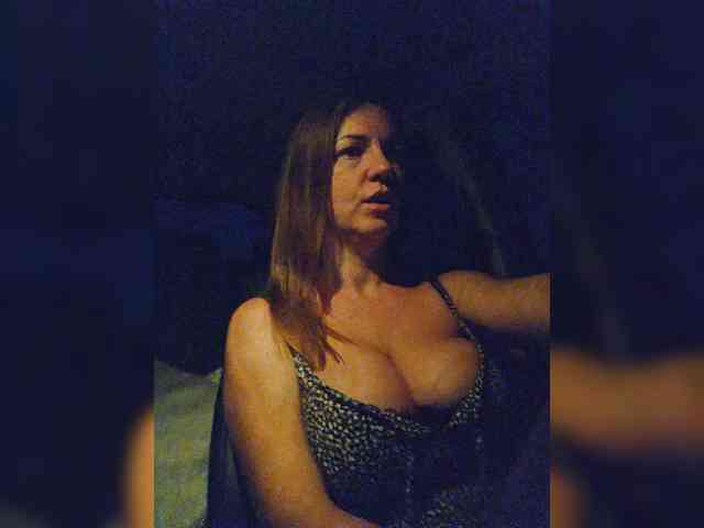 MilaSavory webcam