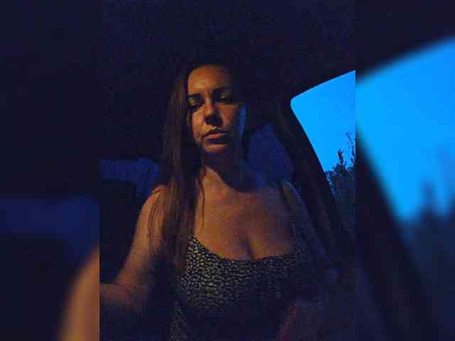 MilaSavory webcam
