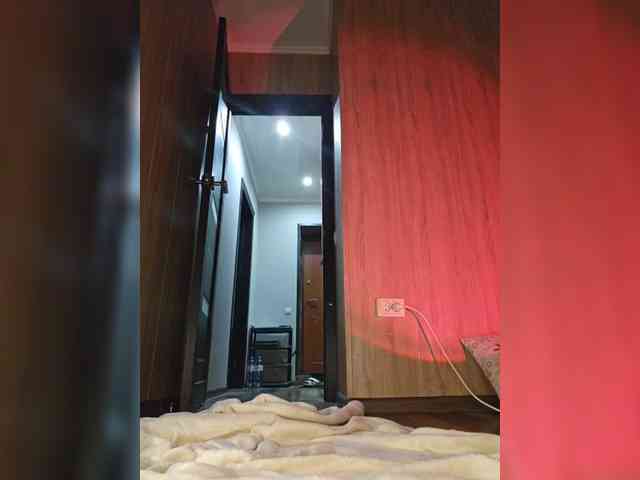 MilaSavory webcam