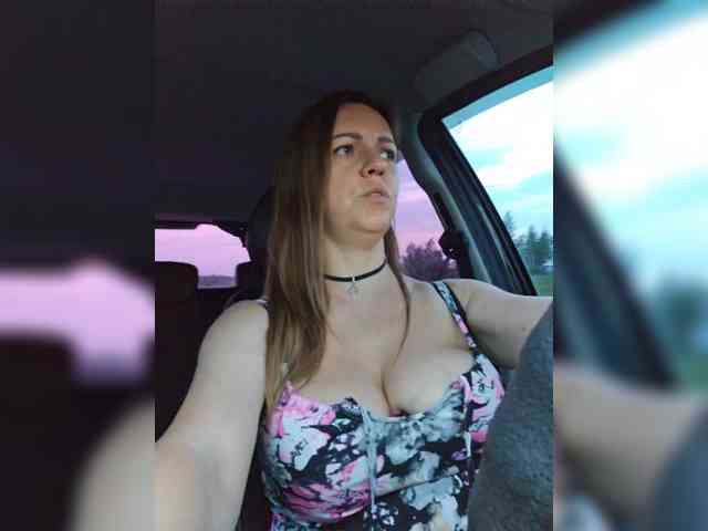 MilaSavory webcam