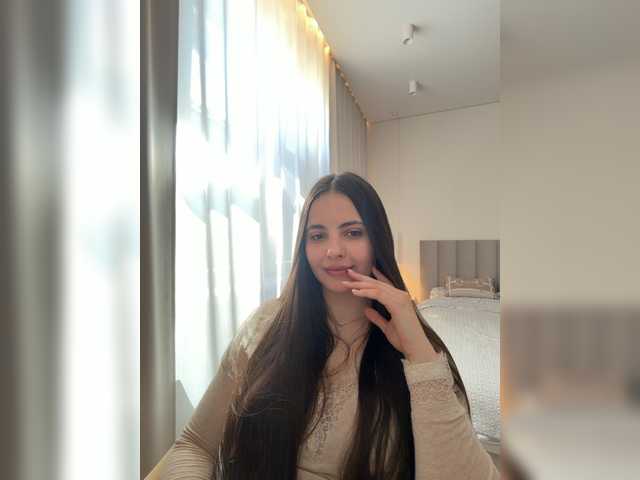 cherry-girl-'s BongaCams show and profile