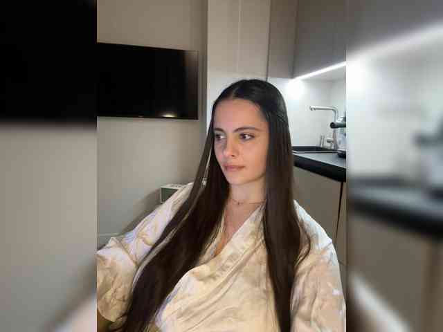 cherry-girl- Live Webcam on BongaCams