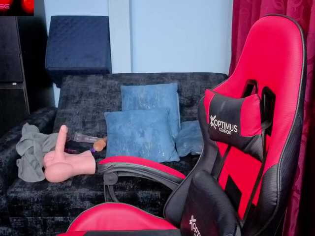 Charlottee91's BongaCams show and profile