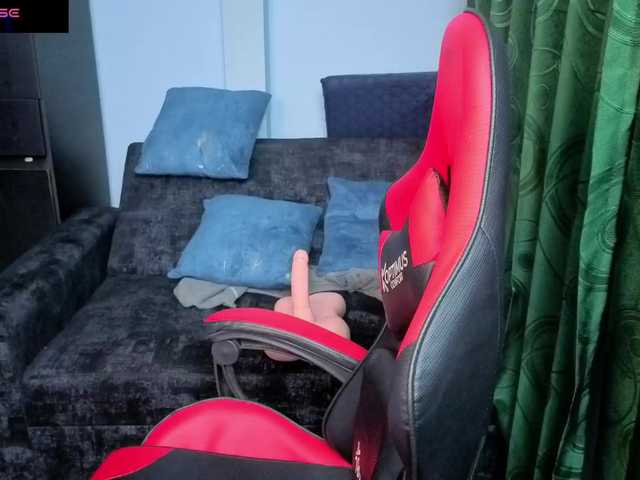 Charlottee91's BongaCams show and profile