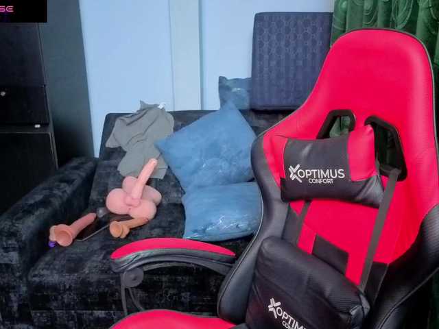 Charlottee91's BongaCams show and profile