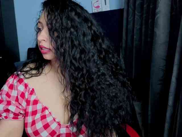 Charlottee91 webcam