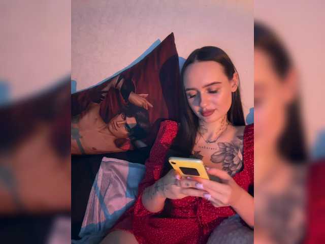 OriginalHOOLi's BongaCams show and profile