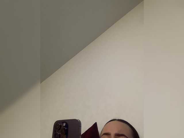 OriginalHOOLi's BongaCams show and profile