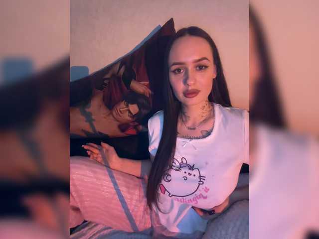 OriginalHOOLi's BongaCams show and profile