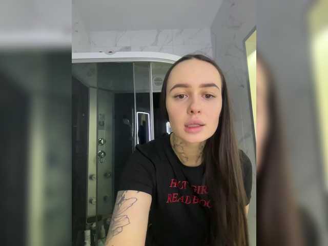 OriginalHOOLi's BongaCams show and profile